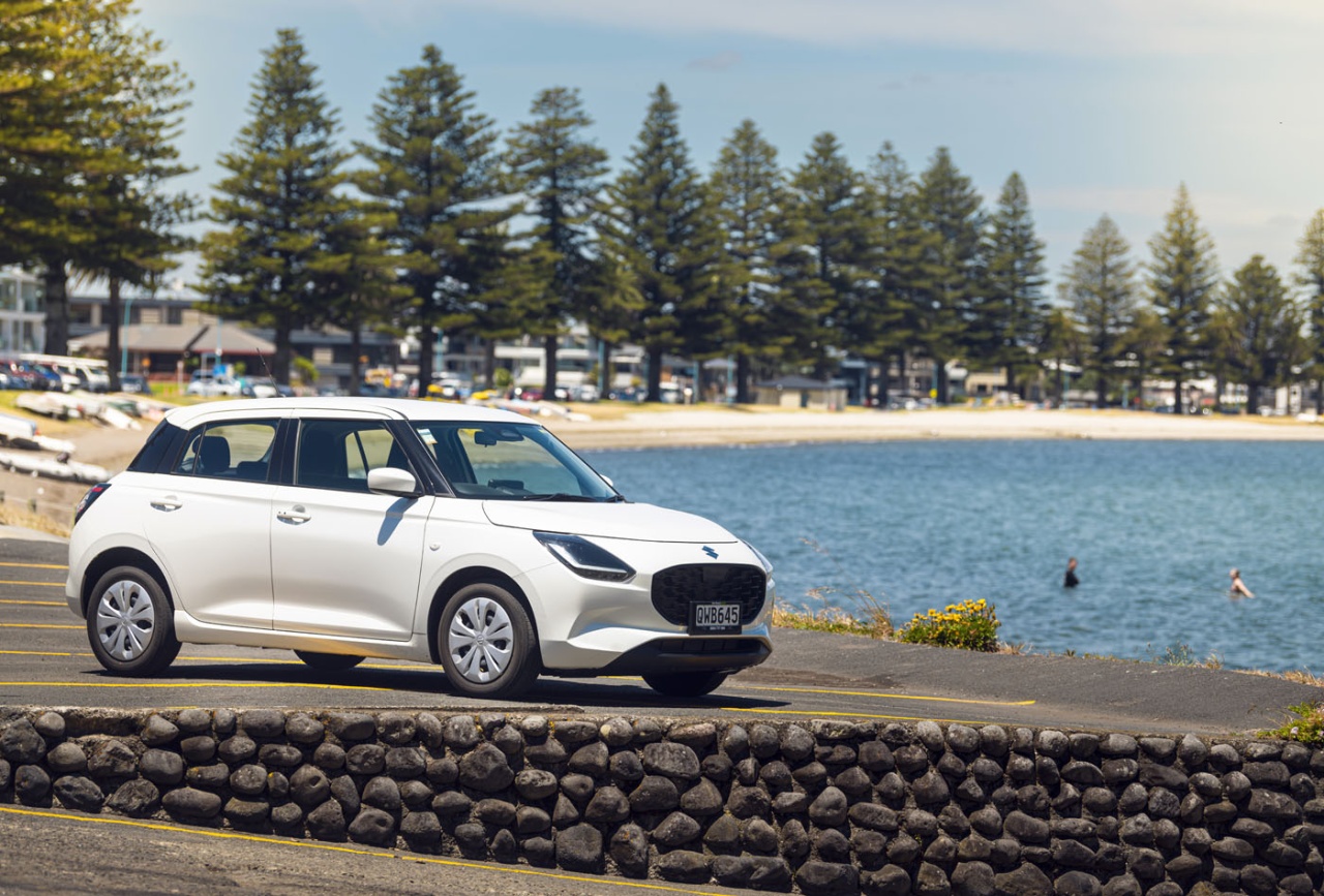 Cross Country Rentals - rental car