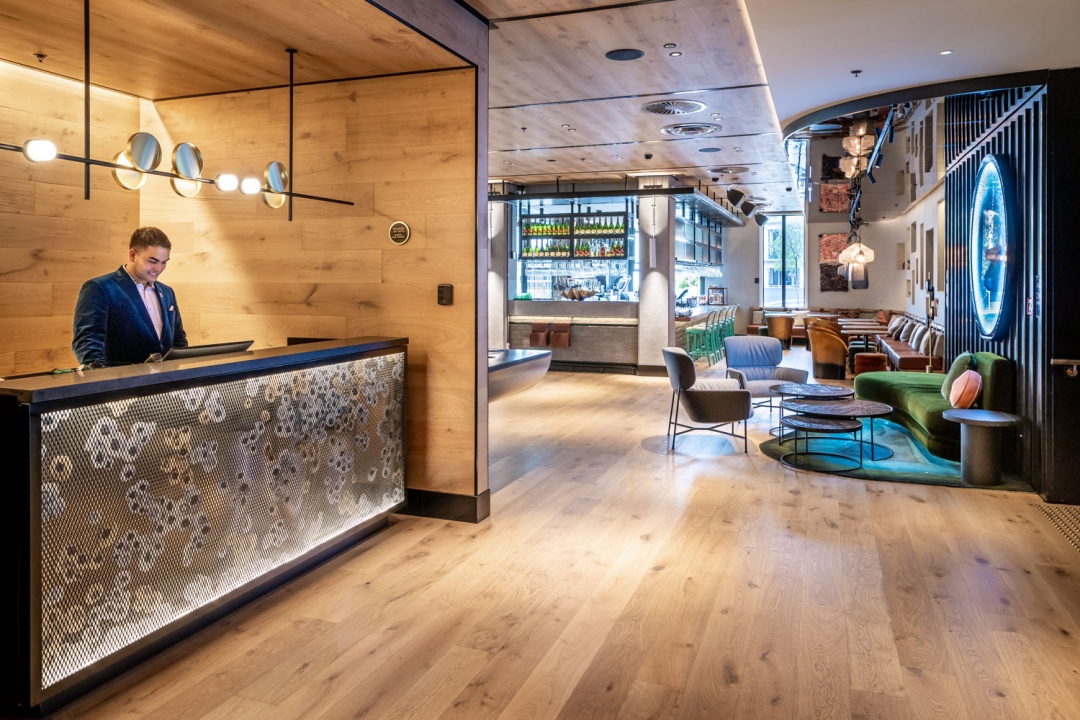 QT Auckland - Reception