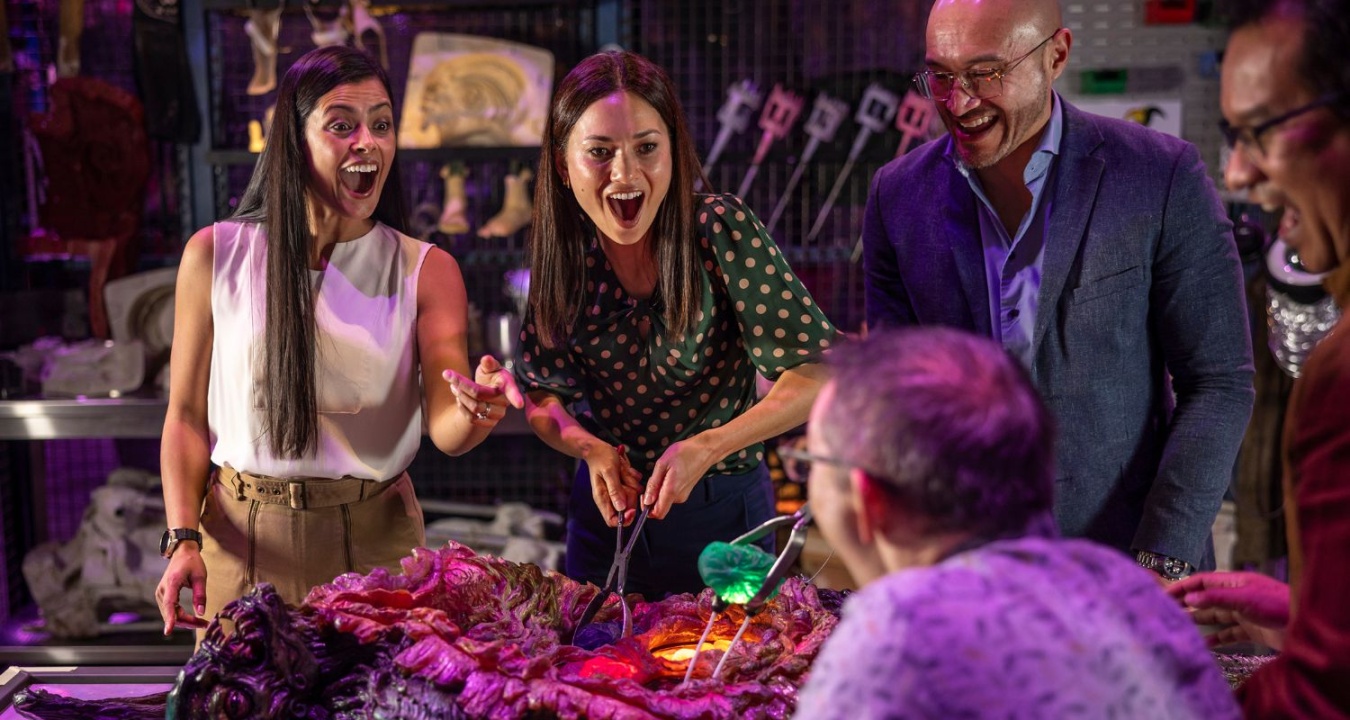 Make your event extra special and take a guided tour. Explore interactive and immersive worlds and get hands-on with movie special effects, props and out of this world characters.